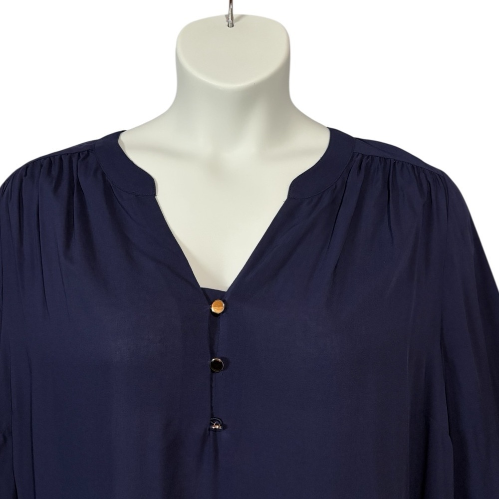 NWOT, Penningtons, Plus Size Navy Tunic Blouse, 2X - Picture 3 of 8